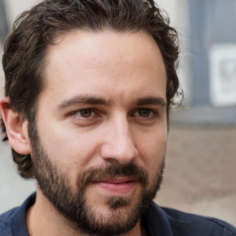 Portrait de Laszlo Kovács, formateur finances personnelles